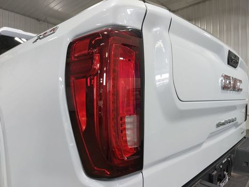 New 2026 GMC Sierra 1500 SLT w/ SLT Premium Plus Package image 34