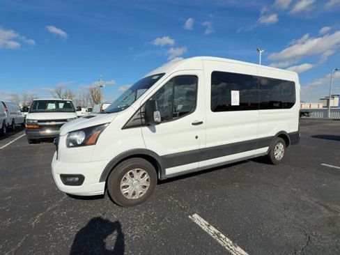 Used 2023 Ford Transit 350 XLT RWD image 4