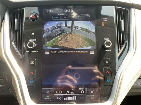 Used 2023 Subaru Outback Limited image 25