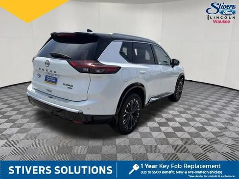 Used 2024 Nissan Rogue Platinum AWD/4WD image 6