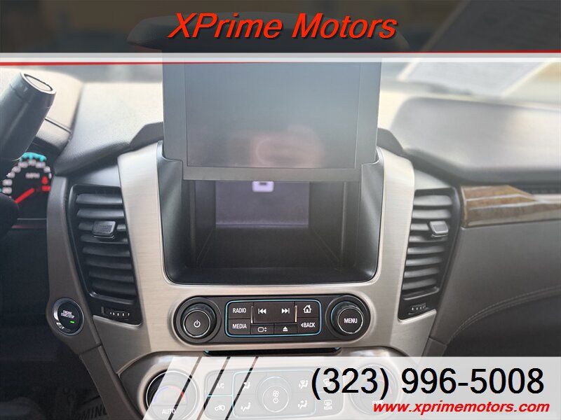 Used 2017 GMC Yukon XL Denali w/ Open Road Package AWD/4WD image 30