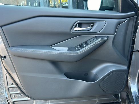 New 2026 Nissan Rogue SV image 13