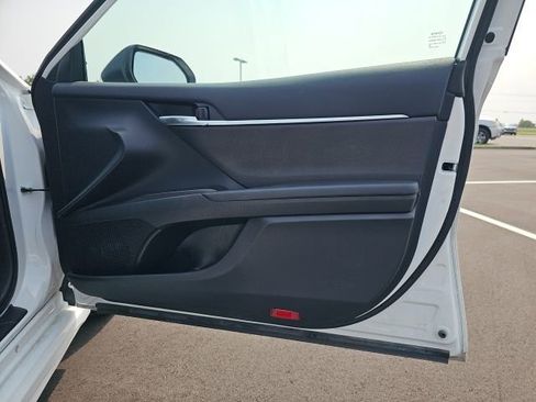Used 2024 Toyota Camry SE FWD image 28