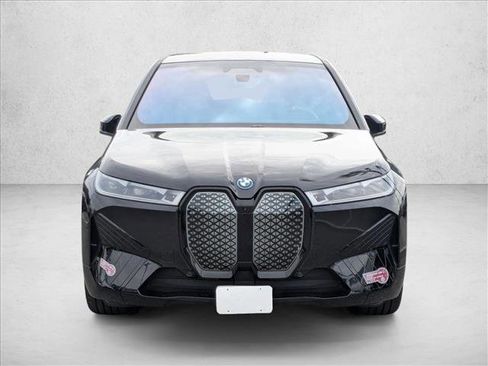 Used 2025 BMW iX M60 image 2