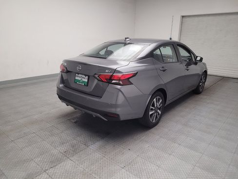 Used 2024 Nissan Versa SV FWD image 9