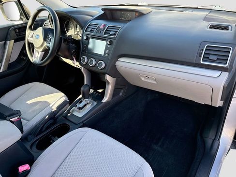 Used 2018 Subaru Forester 2.5i w/ Alloy Wheel Package image 34