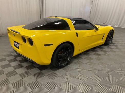 Used 2005 Chevrolet Corvette Coupe w/ Preferred Equipment Group image 2