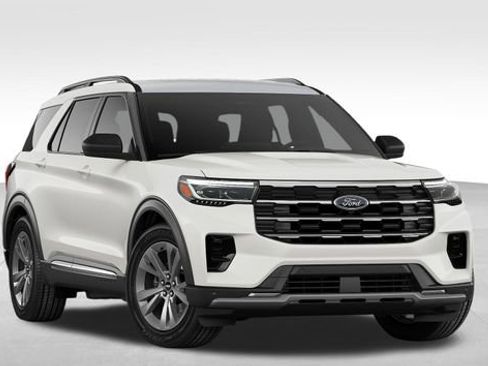 New 2026 Ford Explorer Active w/ Active Comfort Package image 4