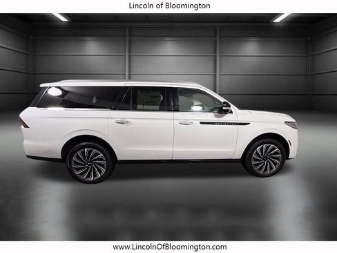 New 2025 Lincoln Navigator L Black Label image 5