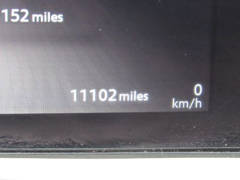 Used 2023 Nissan Ariya FWD image 37