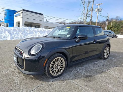 Used 2025 MINI Cooper S FWD image 3