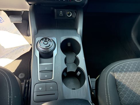 Used 2024 Ford Escape Active AWD/4WD image 19