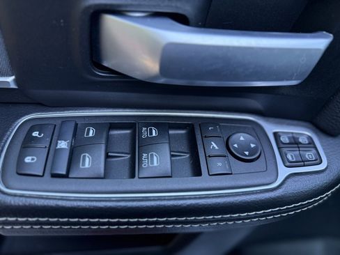 Used 2024 RAM 2500 Big Horn image 26