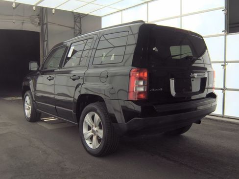 Used 2016 Jeep Patriot Latitude image 4