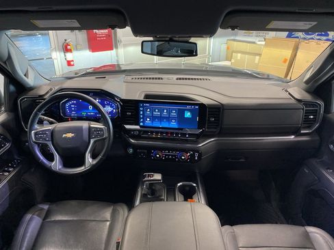 Used 2023 Chevrolet Silverado 1500 LTZ image 18