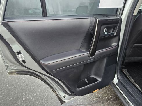 Used 2024 Toyota 4Runner TRD Off-Road Premium image 19