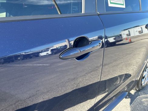 Used 2025 Toyota Corolla LE image 18