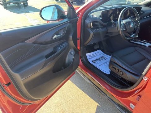 Used 2024 Buick Envista Sport Touring w/ Convenience I Package image 9