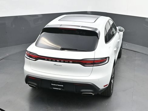 New 2026 Porsche Macan AWD/4WD image 27