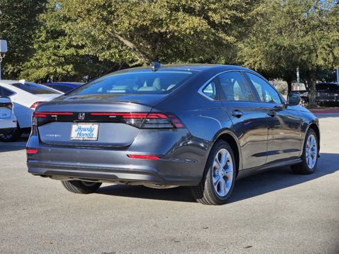 New 2025 Honda Accord LX image 4