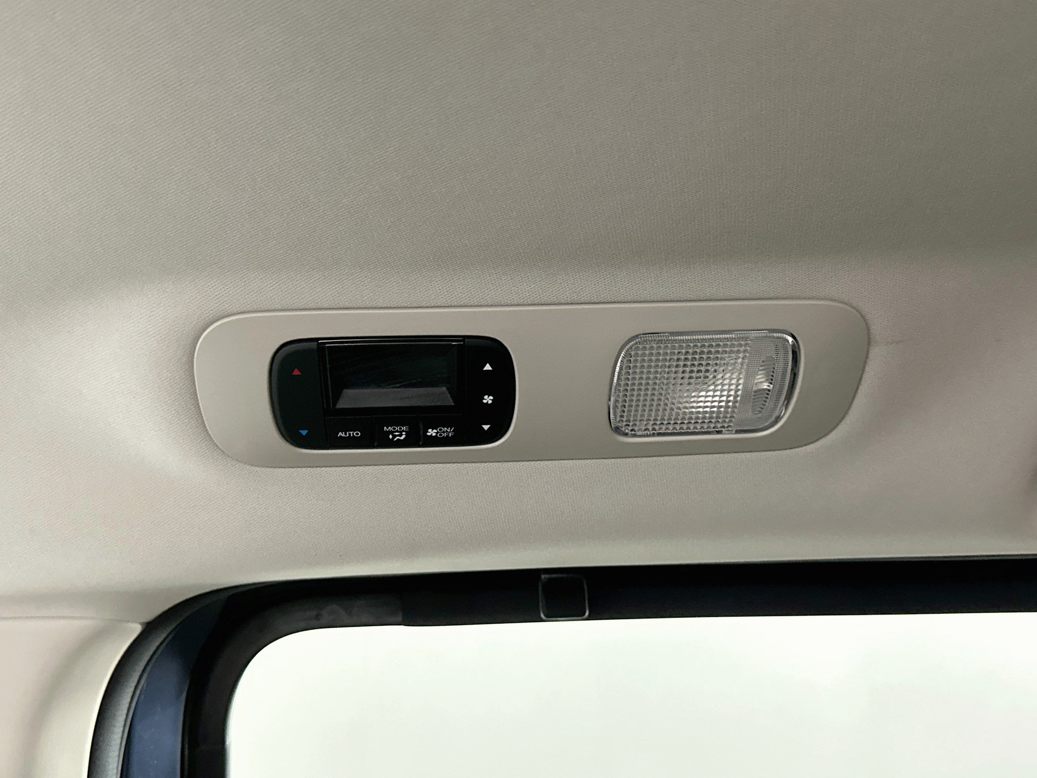 Used 2025 Honda Odyssey EX-L image 26