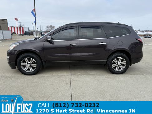Used 2016 Chevrolet Traverse LT image 4