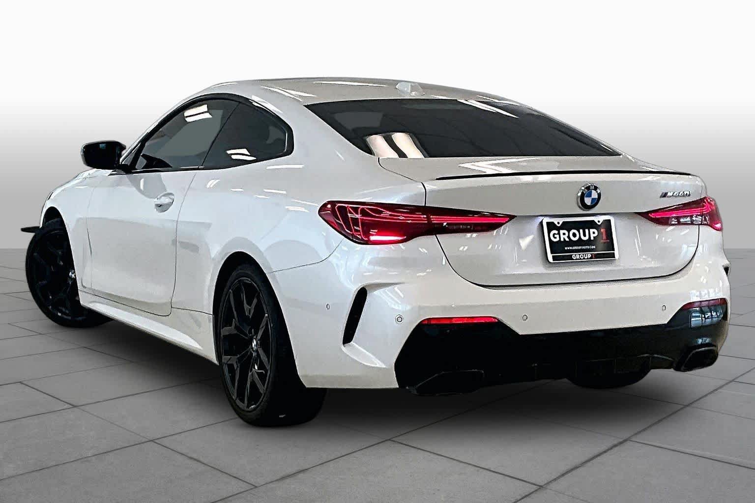 Used 2025 BMW M440i Coupe w/ Premium Package RWD image 10