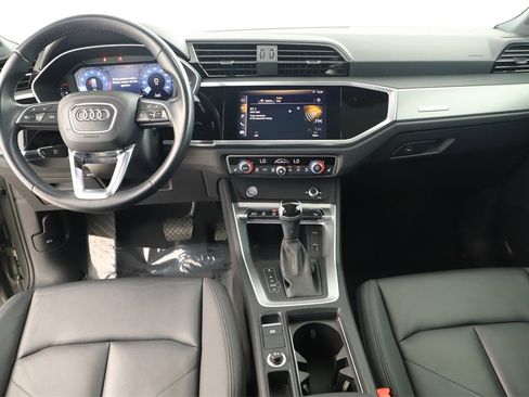 Used 2020 Audi Q3 2.0T Premium Plus w/ Premium Plus Package image 18