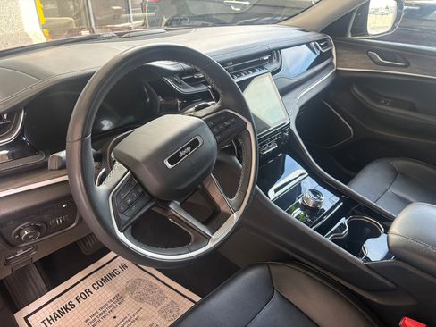 Used 2022 Jeep Grand Cherokee Limited 4xe AWD/4WD image 7