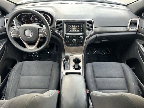 Used 2016 Jeep Grand Cherokee Laredo image 17