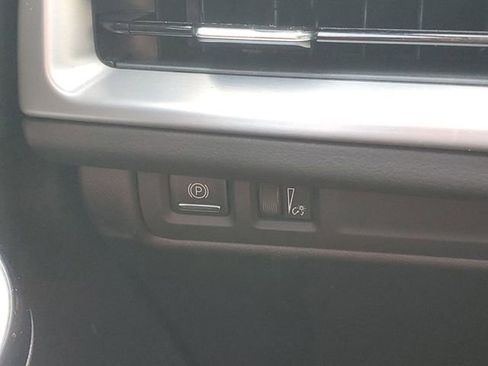 Certified 2024 Cadillac XT4 Sport AWD/4WD image 14