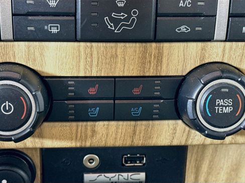Used 2011 Ford F150 Lariat w/ Lariat Chrome Pkg AWD/4WD image 13