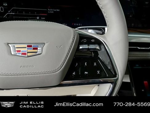 Used 2026 Cadillac Escalade Platinum Sport w/ LPO, ONYX Package image 12