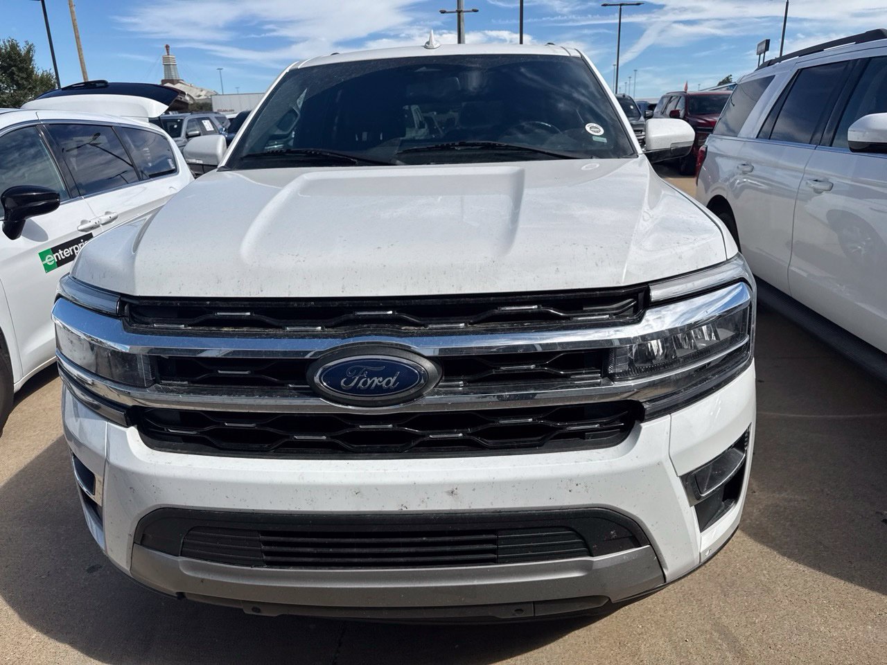 Used 2024 Ford Expedition Limited RWD image 2