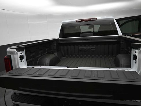 New 2026 GMC Sierra 1500 Denali w/ Denali Reserve Package AWD/4WD image 13