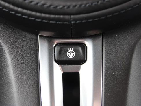 Used 2023 BMW M4 xDrive Competition image 36