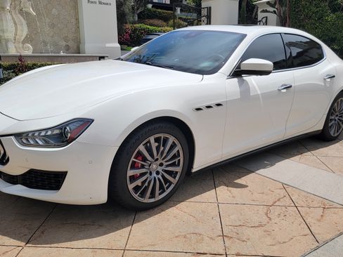 Used 2019 Maserati Ghibli RWD image 3