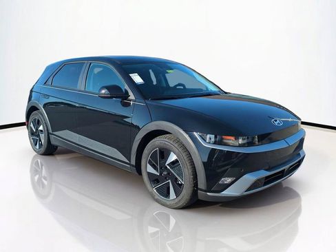New 2026 Hyundai Ioniq 5 SE RWD image 2