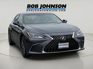 Used 2023 Lexus ES 250 w/ Premium Package video 1