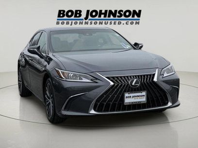 Used 2023 Lexus ES 250 w/ Premium Package