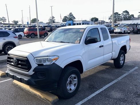 Used 2021 Toyota Tacoma SR RWD image 5