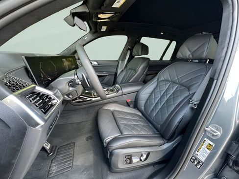 New 2026 BMW X7 xDrive40i w/ Executive Package AWD/4WD image 11