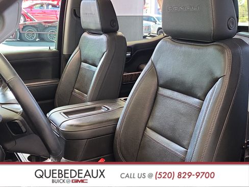 Used 2021 GMC Sierra 1500 Denali w/ Denali Ultimate Package AWD/4WD image 13