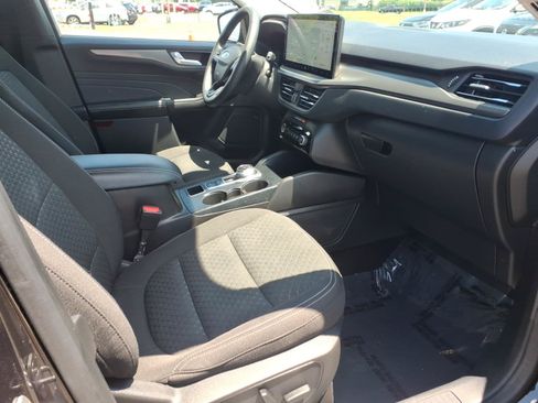 Used 2023 Ford Escape Active w/ Tech Pack #2 AWD/4WD image 31