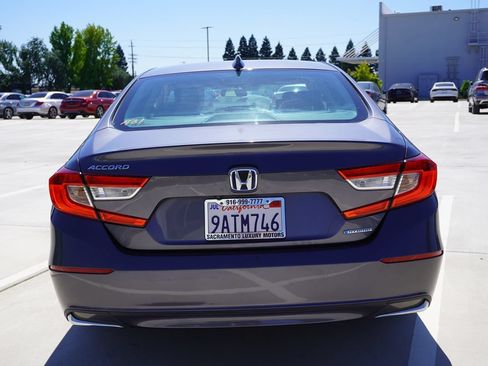Used 2021 Honda Accord Hybrid image 12