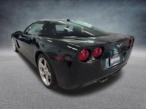 Used 2005 Chevrolet Corvette Coupe w/ Preferred Equipment Group image 10