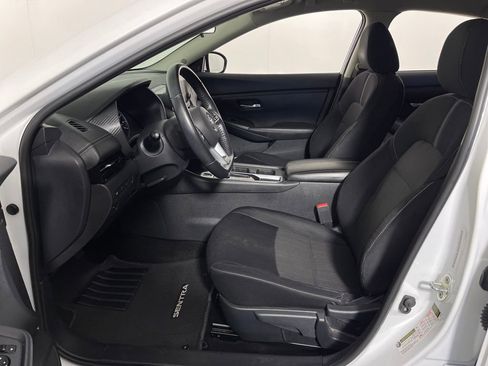 Used 2020 Nissan Sentra SV image 12