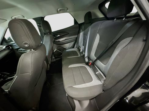 Used 2025 Chevrolet TrailBlazer LT image 28