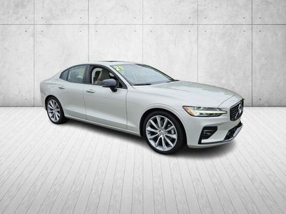 Used 2021 Volvo S60 T5 Momentum w/ Premium Package