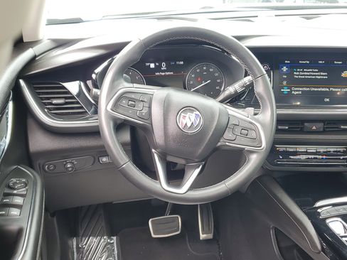 Used 2022 Buick Envision Essence w/ Technology Package I FWD image 11